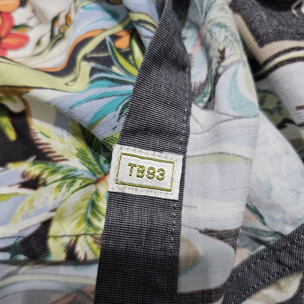 Tommy Bahama Coconut Point Shirt Mens M Hawaiian Aloha Surfboard Pineapple - Picture 6 of 11